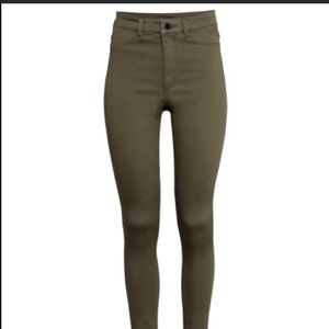 H&M Hightwaisted Army green pants/jeans/leggings